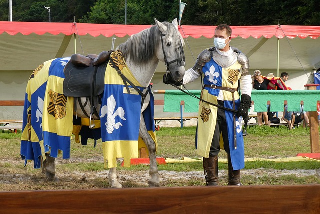 易的传闻恐 易的传闻恐